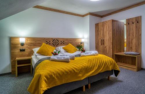 Bialka Tatrzanska Bed & Breakfast | Góralski Dworek