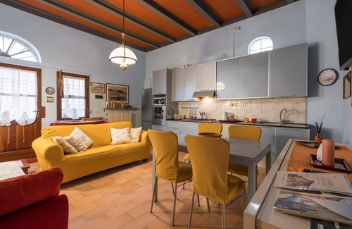 Terricciola Apartment | Gaby Apartment In Villa, Wifi, Terricciola, Pisa
