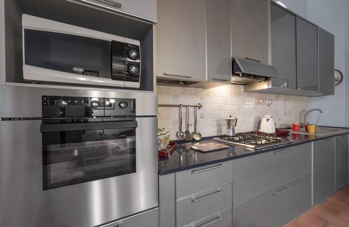 Terricciola Apartment | Gaby Apartment In Villa, Wifi, Terricciola, Pisa