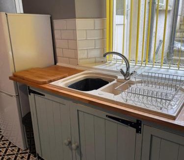 Abertillery House | Gaen - Ty Seren