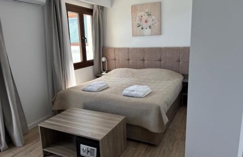 Kokkari Apartment | Galaris' Luxury Room