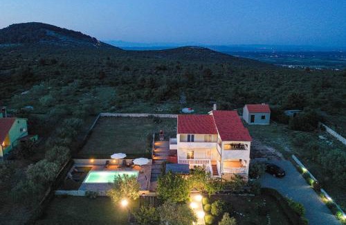 Donje Rastane House | Gale Vila