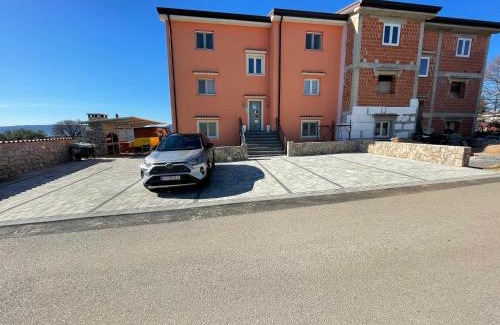 Skrbcici Apartment | Gallery apartment in Skrbcici (Krk)