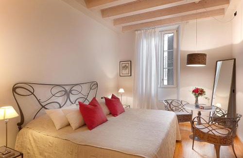 Verona City Centre House | Gallery Room
