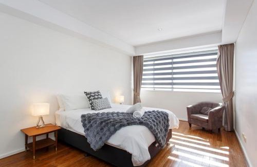 Fremantle Apartment | Galleryonhigh Spacious & Central