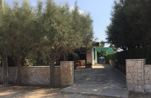 Gallipoli Villa | Gallipoli - Lido Pizzo - Seafront Villa - Up to 6-8 people