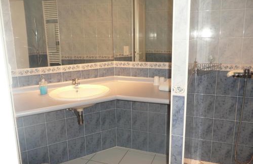 Gardegan-et-Tourtirac House | Galot La Chapelle