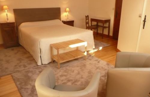 Gardegan-et-Tourtirac House | Galot La Chapelle