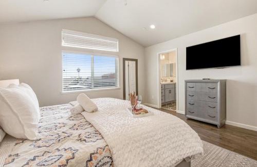 Santa Rosa House | Game Night Meets Wine Country Elegance