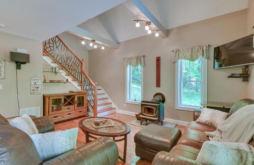 Old Forge House | Game Room and Hot Tub Old Forge Home!