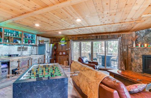 Stateline Apartment | Game Room, Mtn Views! Unit 1 Mi to Heavenly Resort