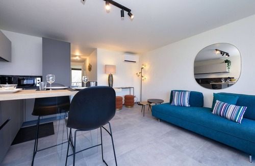 Pieve Vecchia Apartment | Garda Marina beach front in Manerba del Garda