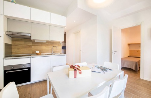 Pieve Vecchia Apartment | 'Garda Paola Apartment 1' with Lake View, Garden & Wi-Fi