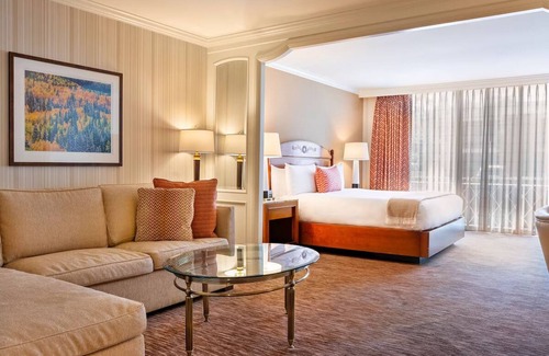 Downtown Salt Lake City Hotel | Garden 1 King, Little America, Romantic Setting, Near Temple Square