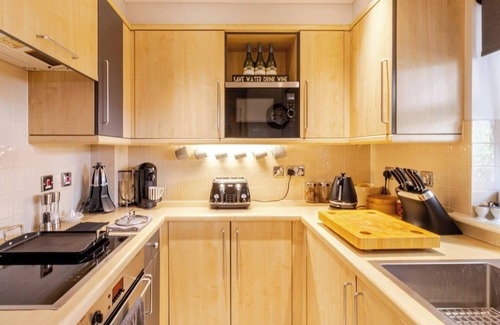 Canonbury Apartment | Garden Apartment Central London– Angel, Islington *5 STARS*