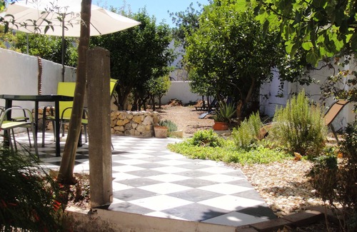 Tavira Apartment | Garden Apartment In Elegant, Spacious Old Tavira Townhouse, perfect location