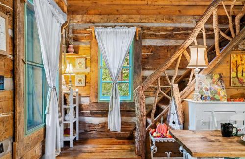 Gnaw Bone House | Garden Cabin