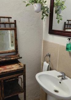 Beaufort West House | Garden Corner Guesthouse