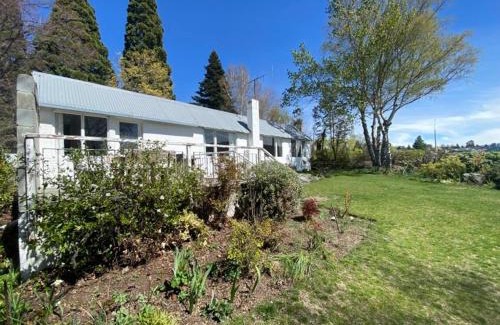 Lake Tekapo House | Garden Cottage - Lake Tekapo