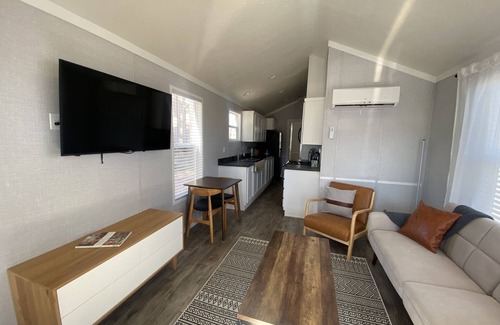 Sierra Vista Cabin | Garden Grove Cottage #1
