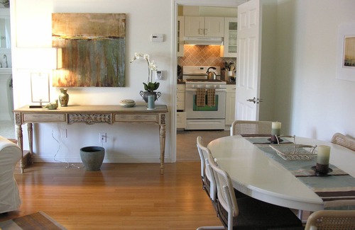 Valley Village House | Garden Guesthouse, 2 bed, 2 bath, close to Universal Studios & Hollywood Blvd