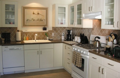 Valley Village House | Garden Guesthouse, 2 bed, 2 bath, close to Universal Studios & Hollywood Blvd