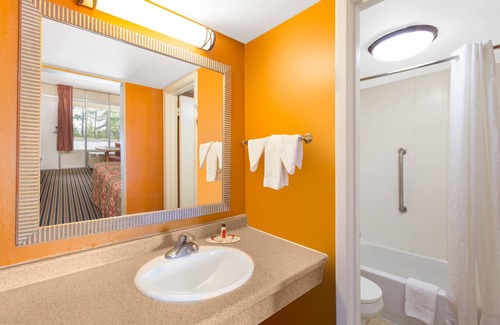 Fredericksburg Hotel | Garden Inn