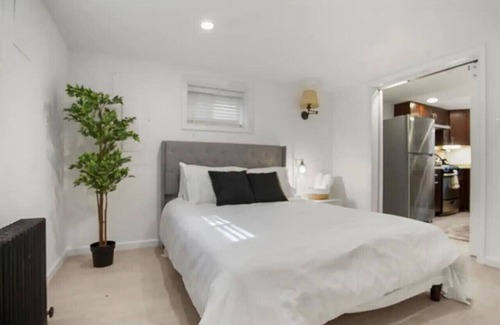Hyattsville Condo | Garden Style Apt in Hyattsville