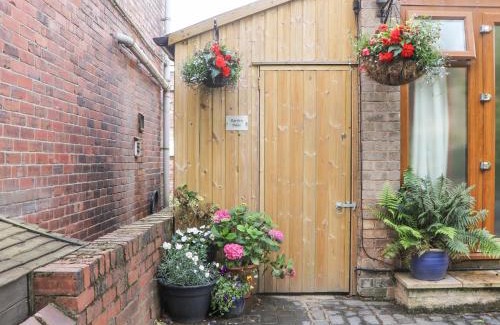 Dronfield House | Garden Suite