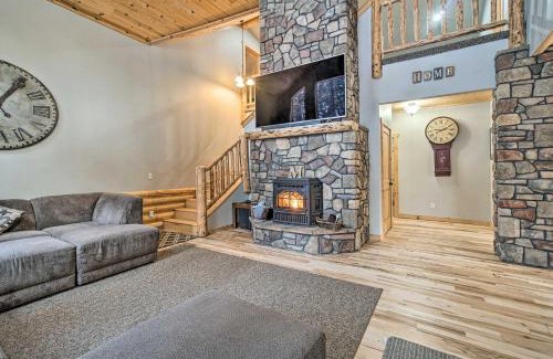Garden Valley House | Garden Valley Cabin with Loft and Large Deck!
