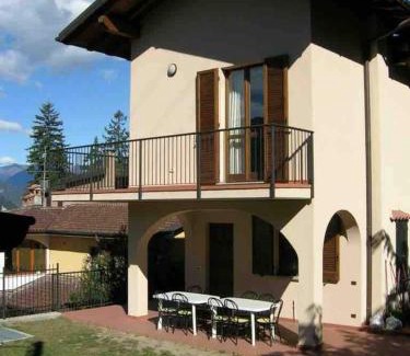 Lierna Villa | Garden Villa Valentina