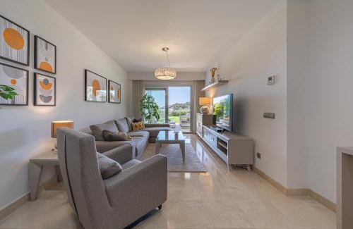 Ojen Apartment | Garten Appartment in La Floresta - La Mairena