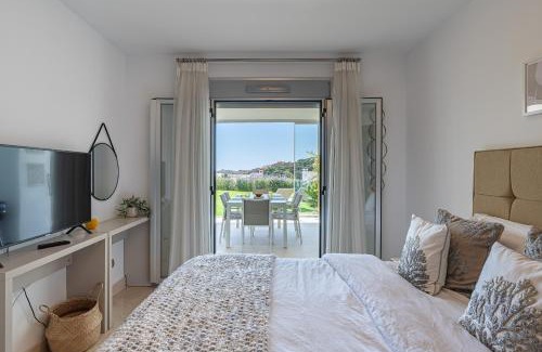 Ojen Apartment | Garten Appartment in La Floresta - La Mairena