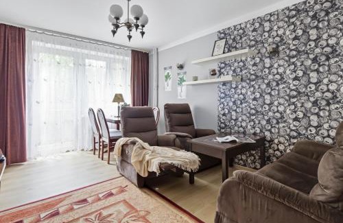 Grochow Apartment | Garwolinska by Solarento