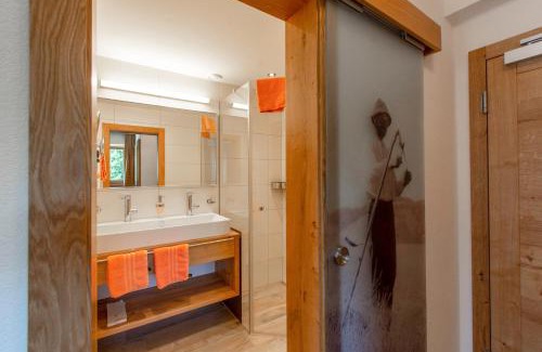 Scheffau am Wilden Kaiser Hotel | Gasthof Weberbauer