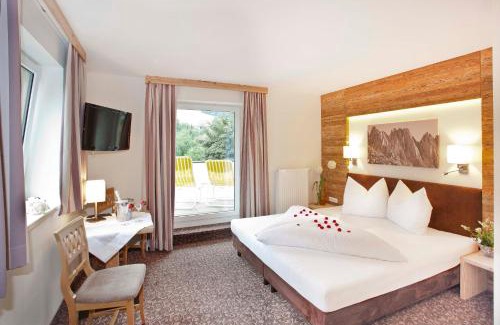 Scheffau am Wilden Kaiser Hotel | Gasthof zum Wilden Kaiser