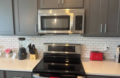 Dunean Apartment | Gated 2BR in Greenville w/Vibes