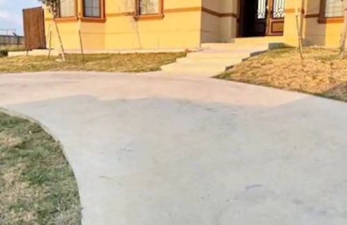 Eagle Pass House | Gated Parking/4 Bedroom-5 bed -2bath Entire Home