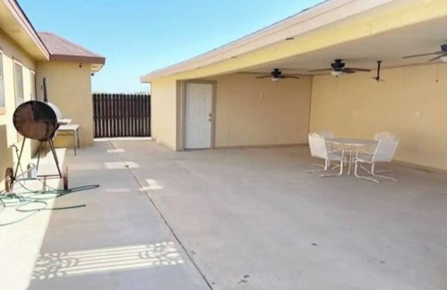 Eagle Pass House | Gated Parking/4 Bedroom-5 bed -2bath Entire Home