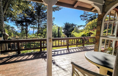 Carmel Highlands Villa | GATED, PRIVATE, ONE ACRE BY THE SEA 4 Bedroom/ 3 Bath