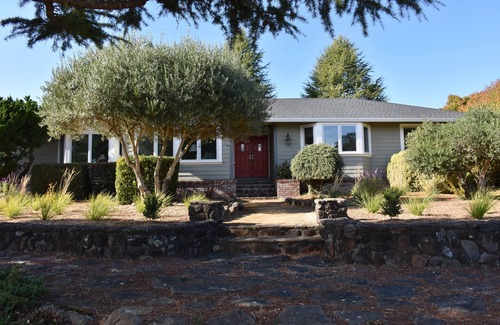 Sebastopol House | Gated Wine Country Estate Amid Hundreds of Acres of Vineyards
