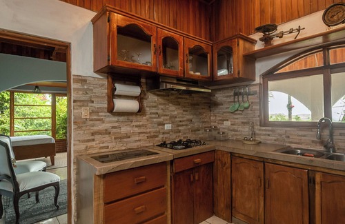 Tilaran Cottage | Gateway to Paradise