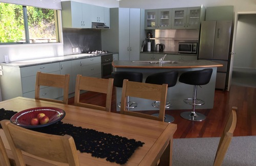 Paihia Apartment | Gateway to Paradise!