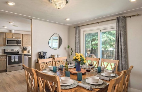 Berkley House | Gather|Recharge|CentralLocation|FullAmenities|LargeGroupsWelcome|QuietNeighborhood