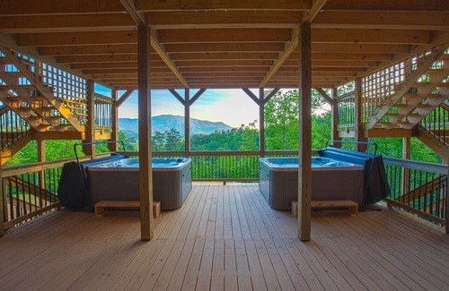 Pittman Center Cabin | Gatlinburg Mansion: Majestic Views, Home Theater, Hot Tubs, and More!