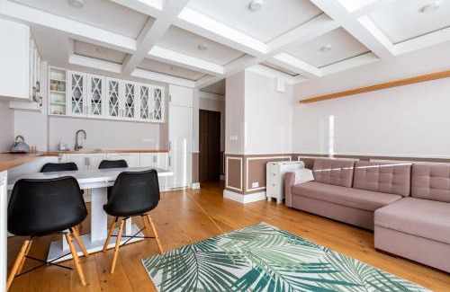 Witomino Apartment | Gdynia Urban Oasis 420 Apartment by BookingHost