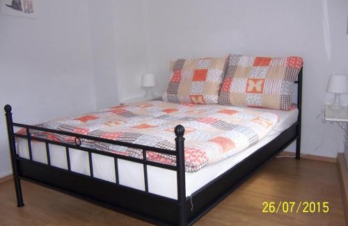 Klotten Apartment | Geary Ferienwohnung