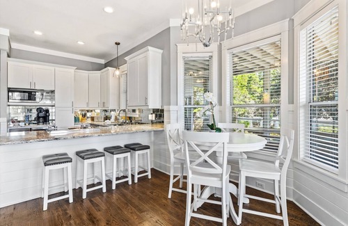 Seacrest House | Geauxing Coastal - Sleeps 10, 3 BR 3BA, Bikes, Community pool. 5 Min walk to the beach!