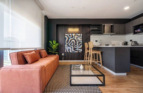 San Isidro Apartment | geko| Polock Loft with city views in business hub