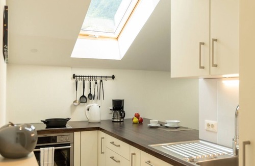 Lagundo Apartment | Gemütliche Dachgeschosswohnung mit Schönem Ausblick